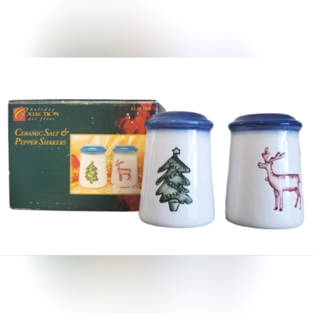 Vintage Holiday Collection Salt & Pepper Shakers Ceramic 🌲 ⛄️ 🦌& Gingerbread M